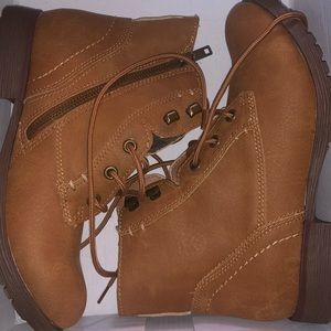 Brand NEW ROCK & CANDY BOOTS